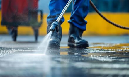 Powering Through Grime with Professional Commercial Pressure Washer Services